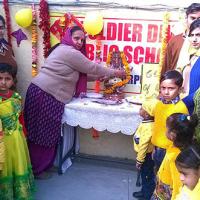 Worship-of-saraswati-on-Basant